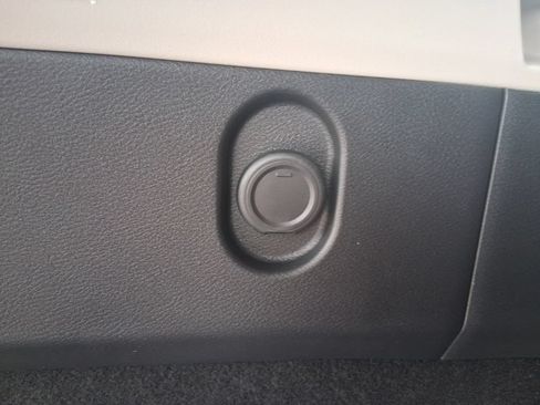 New 2026 Nissan Rogue SV AWD/4WD image 9
