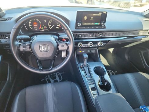 Used 2023 Honda Civic Sport image 12
