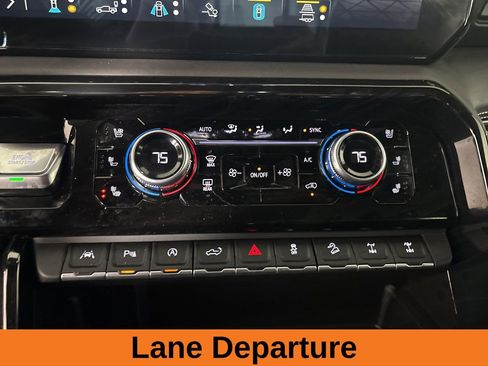 Used 2023 GMC Sierra 1500 AT4X image 19