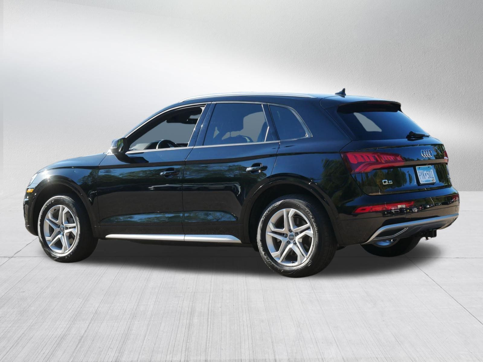 Used 2018 Audi Q5 2.0T Premium AWD/4WD image 5