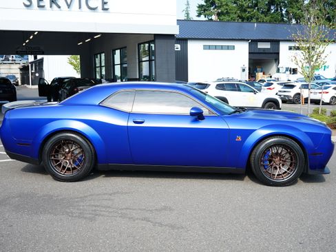 Used 2021 Dodge Challenger R/T Scat Pack image 3