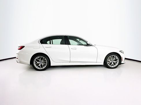 Used 2025 BMW 330i Sedan image 10