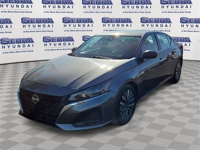 Used 2024 Nissan Altima 2.5 SV