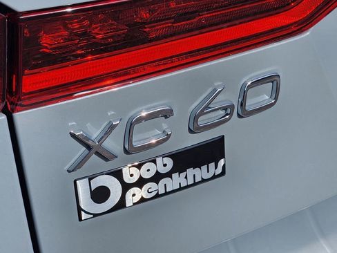 New 2026 Volvo XC60 B5 Ultra w/ Climate Package AWD/4WD image 31