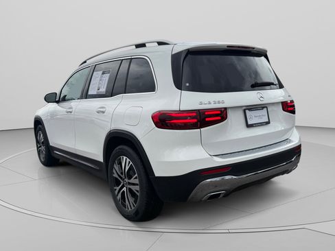 Certified 2026 Mercedes-Benz GLB 250 4MATIC image 4