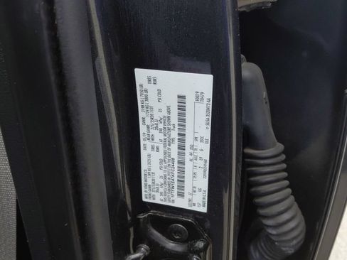 Used 2019 Ford F150 XLT w/ Equipment Group 302A Luxury AWD/4WD image 25