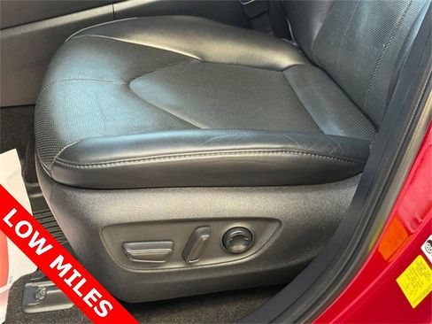 Used 2023 Toyota Highlander Limited image 31