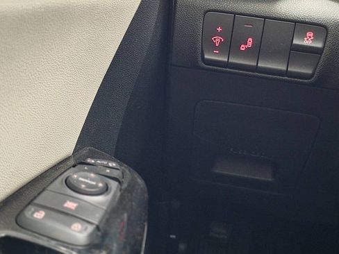 Used 2018 Kia Sportage EX w/ EX Sport Appearance Package image 19