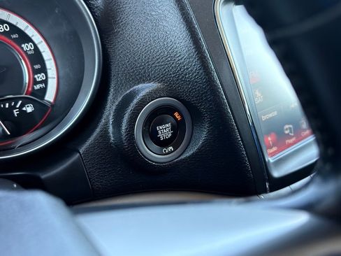 Used 2020 Dodge Journey Crossroad w/ Popular Equipment Group image 11