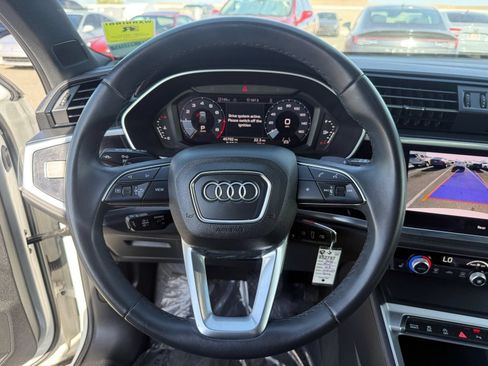 Used 2025 Audi Q3 2.0T Premium AWD/4WD image 16