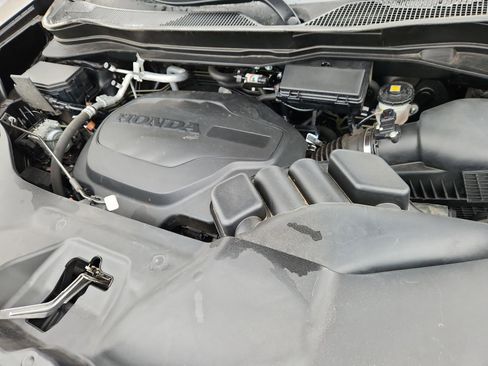 Used 2023 Honda Passport TrailSport image 17