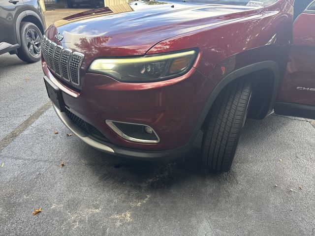 Used 2019 Jeep Cherokee Limited w/ Technology Group AWD/4WD image 32