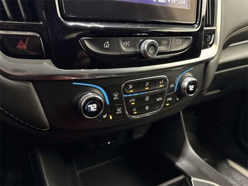 Certified 2020 Chevrolet Traverse LT image 21