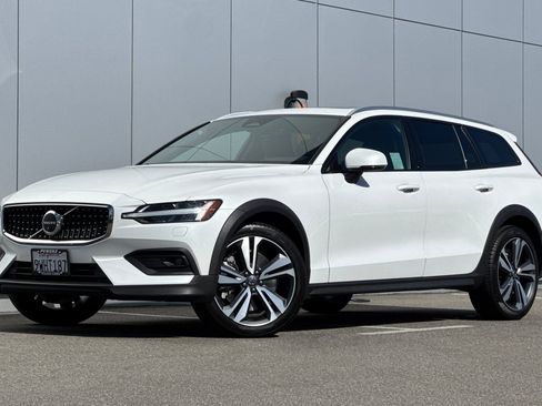Certified 2026 Volvo V60 B5 Cross Country Plus w/ Climate Package image 1
