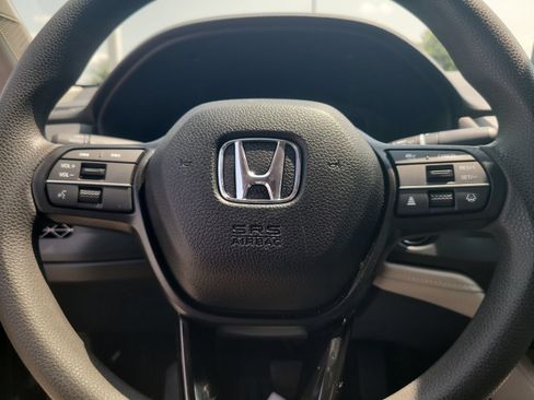 Certified 2025 Honda Accord SE image 13