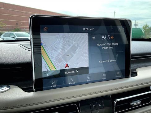 Used 2020 Lincoln Aviator Reserve image 32