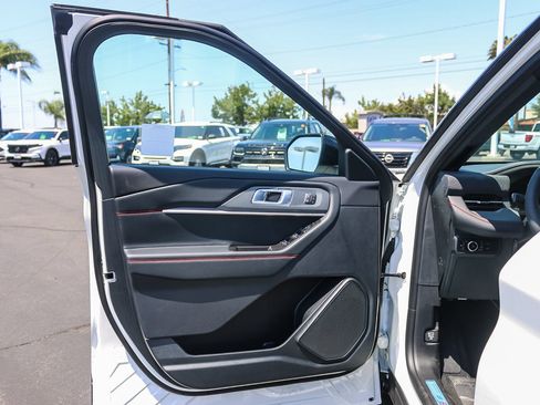 New 2026 Ford Explorer ST-Line w/ ST-Line Street Pack RWD image 26