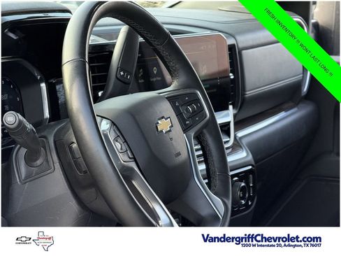 Used 2024 Chevrolet Silverado 2500 LT w/ Convenience Package AWD/4WD image 13