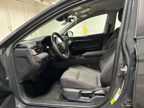 Used 2025 Toyota Camry LE FWD image 19