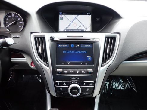 Used 2015 Acura TLX w/ Technology Package FWD image 15