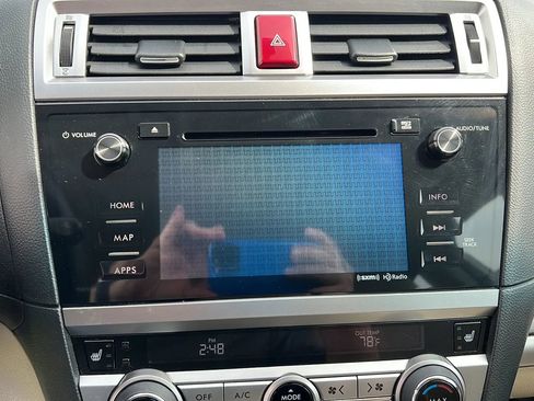 Used 2017 Subaru Legacy 2.5i Limited image 23