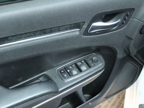 Used 2023 Chrysler 300 Touring L w/ Popular Equipment Group image 13