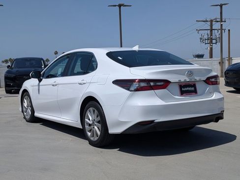Used 2024 Toyota Camry LE image 7