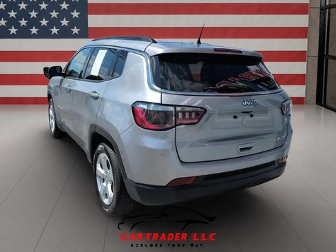 Used 2021 Jeep Compass Latitude FWD image 7