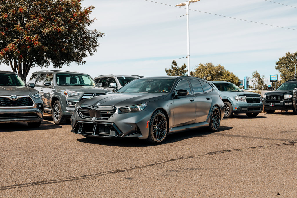 Used 2025 BMW M5 Touring w/ M Driver's Package AWD/4WD image 3