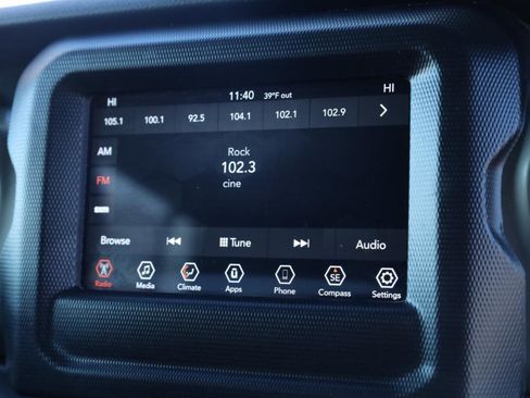 Used 2018 Jeep Wrangler Unlimited Sport S AWD/4WD image 38