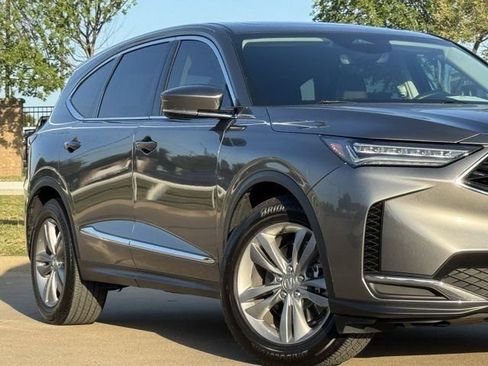 Used 2025 Acura MDX SH-AWD image 3