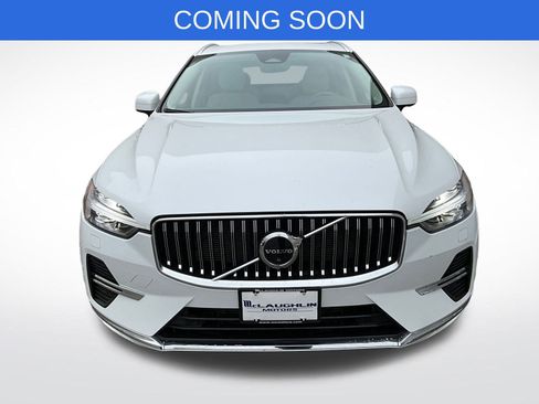 Certified 2023 Volvo XC60 B5 Plus w/ Climate Package image 15
