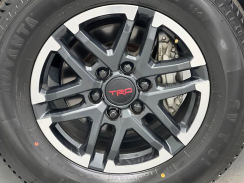 Used 2024 Toyota Tacoma TRD Sport RWD image 10