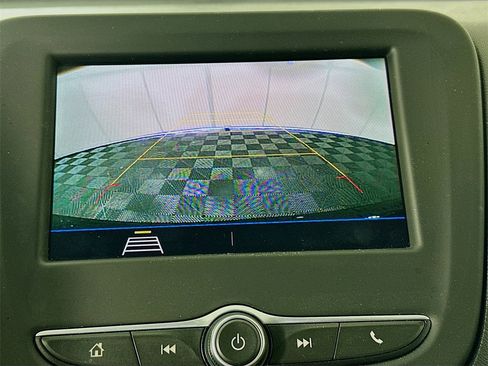 Used 2021 Chevrolet Equinox LT image 14