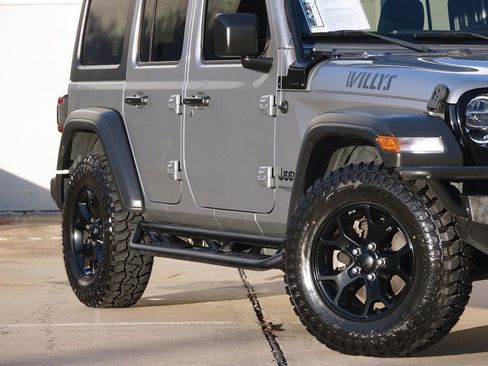 Used 2020 Jeep Wrangler Unlimited Sport image 17