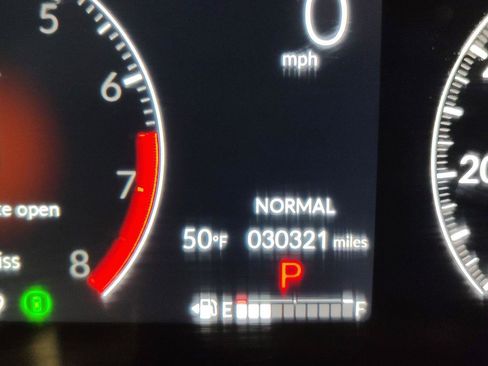 Used 2023 Honda CR-V EX image 6