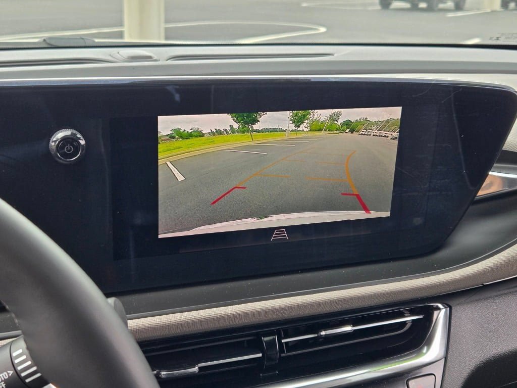 Used 2024 Buick Envista Avenir FWD image 27