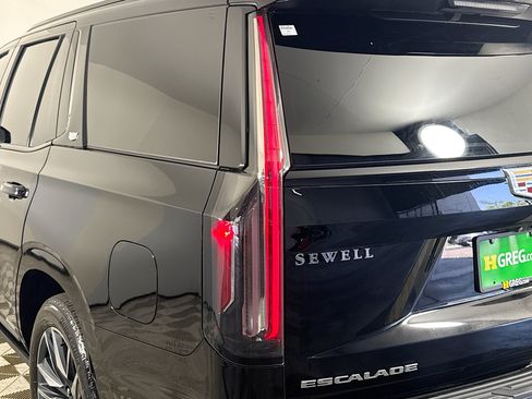 Used 2024 Cadillac Escalade Sport Platinum AWD/4WD image 36