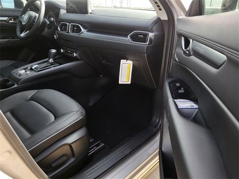 New 2025 MAZDA CX-5 AWD 2.5 S w/ Preferred Package image 9