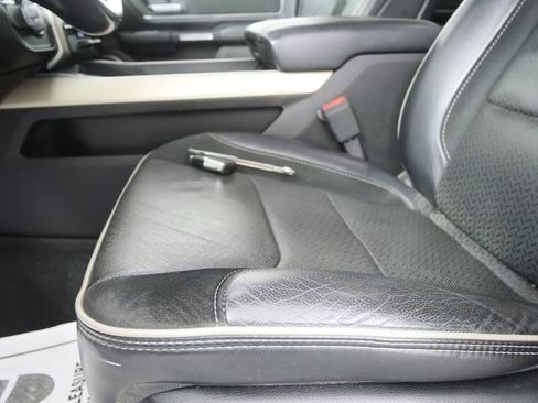 Used 2020 RAM 1500 Laramie image 9