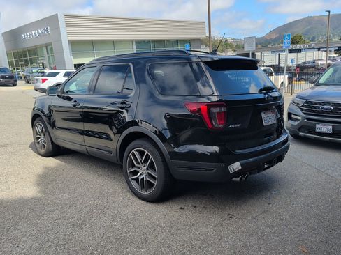 Used 2018 Ford Explorer Sport w/ Equipment Group 401A AWD/4WD image 5