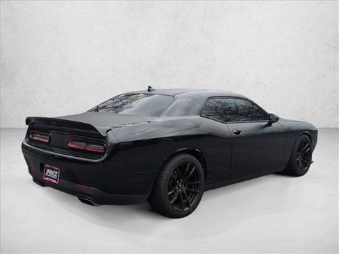 Used 2019 Dodge Challenger R/T Scat Pack w/ T/A Package image 5