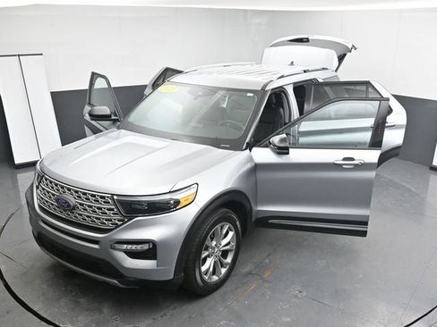Used 2023 Ford Explorer Limited w/ Equipment Group 301A image 37