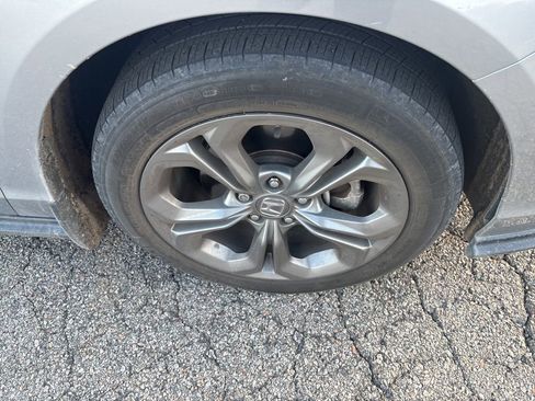 Used 2023 Honda Accord EX image 12