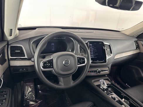 Used 2023 Volvo XC90 T8 Ultimate image 15