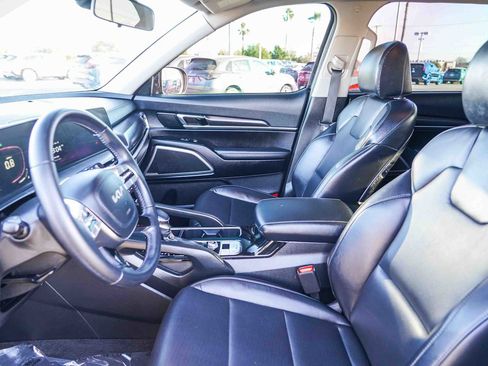 Used 2023 Kia Telluride S image 17
