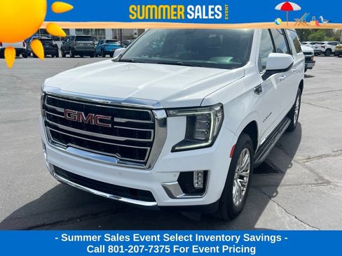 Used 2021 GMC Yukon XL SLT AWD/4WD image 2