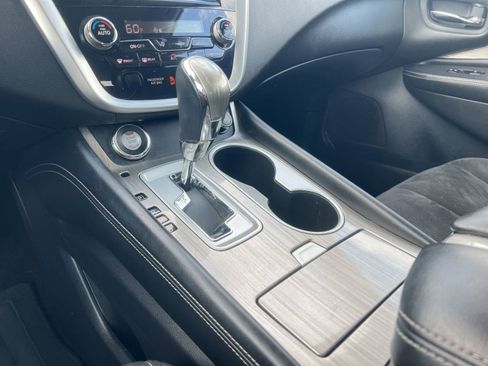 Used 2017 Nissan Murano SV image 17