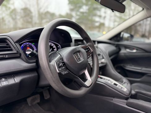 Used 2019 Honda Insight LX image 11