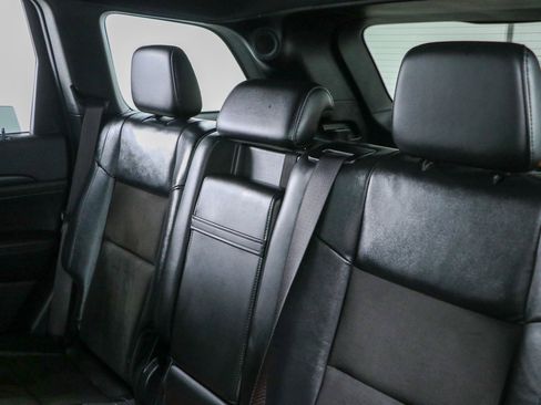 Used 2021 Jeep Grand Cherokee Laredo X AWD/4WD image 25